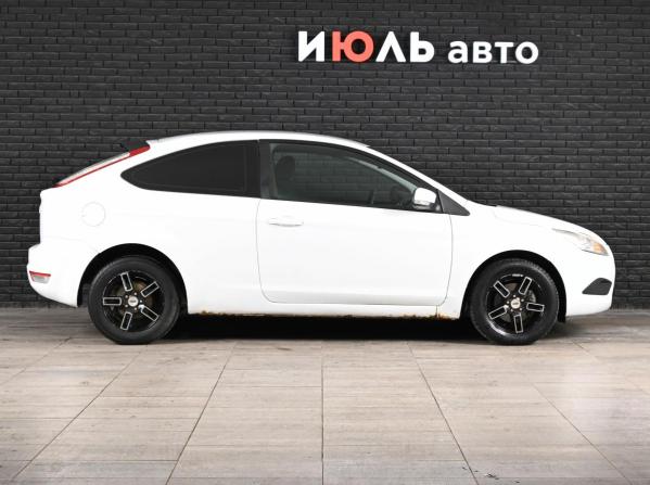 Ford Focus II Рестайлинг с пробегом 2009 года, цена 350 000 рублей, 244531 км, хэтчбек, Автокод Объявления