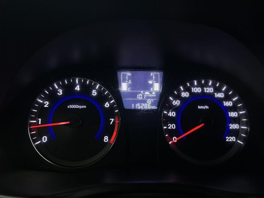 Hyundai Solaris I Рестайлинг Москва  - изображение 15