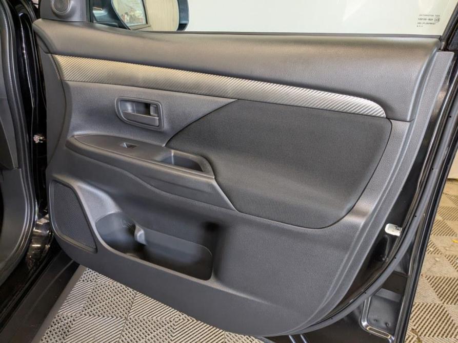 Mitsubishi Outlander III Рестайлинг Москва  - изображение 24
