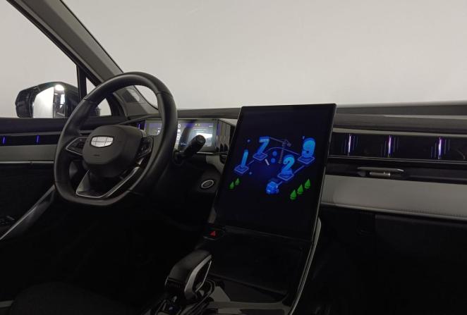 Geely Atlas II с пробегом 2024 года, цена 2 330 000 рублей, 54887 км, внедорожник, Автокод Объявления