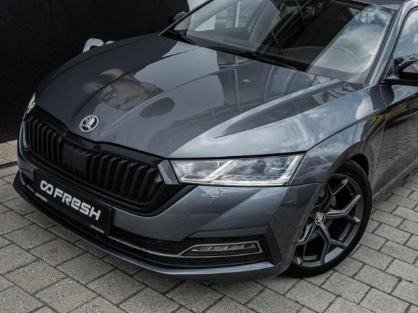 Skoda Octavia IV (A8) с пробегом 2021 года, цена 2 590 000 рублей, 134466 км, лифтбек, Автокод Объявления