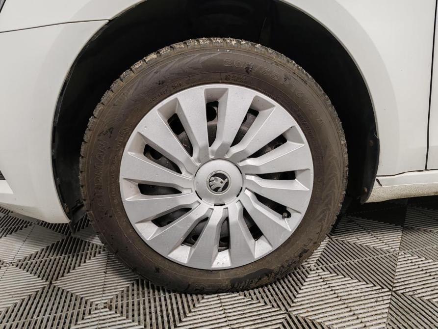 Skoda Octavia III (A7) Рестайлинг Москва  - изображение 11