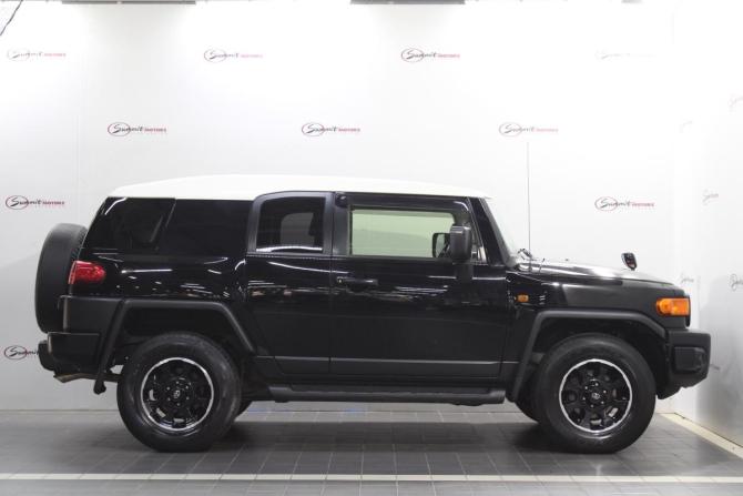 Toyota FJ Cruiser с пробегом 2018 года, цена 4 700 000 рублей, 46728 км, внедорожник, Автокод Объявления