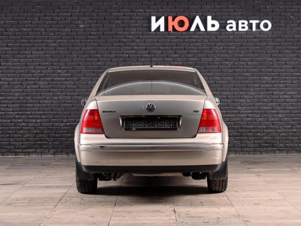 Volkswagen Bora I с пробегом 2005 года, цена 400 000 рублей, 274130 км, седан, Автокод Объявления