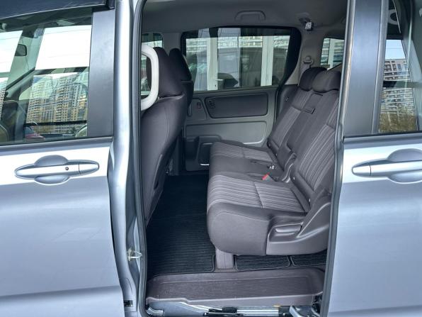 Honda Freed II с пробегом 2017 года, цена 1 460 000 рублей, 117216 км, компактвэн, Автокод Объявления