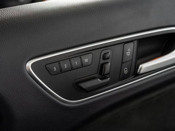 Mercedes-Benz A-Класс III (W176) с пробегом 2014 года, цена 1 390 000 рублей, 69500 км, хэтчбек, Автокод Объявления