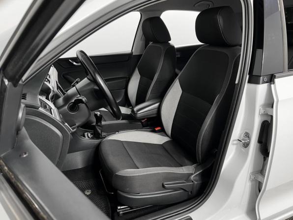 Skoda Rapid I с пробегом 2017 года, цена 949 900 рублей, 188326 км, лифтбек, Автокод Объявления
