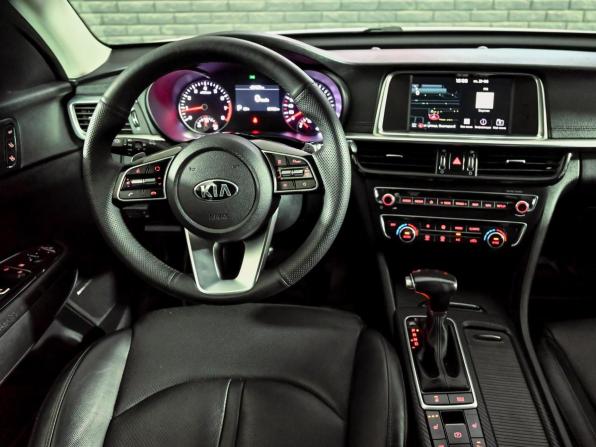 Kia Optima IV Рестайлинг с пробегом 2019 года, цена 2 500 000 рублей, 97736 км, седан, Автокод Объявления