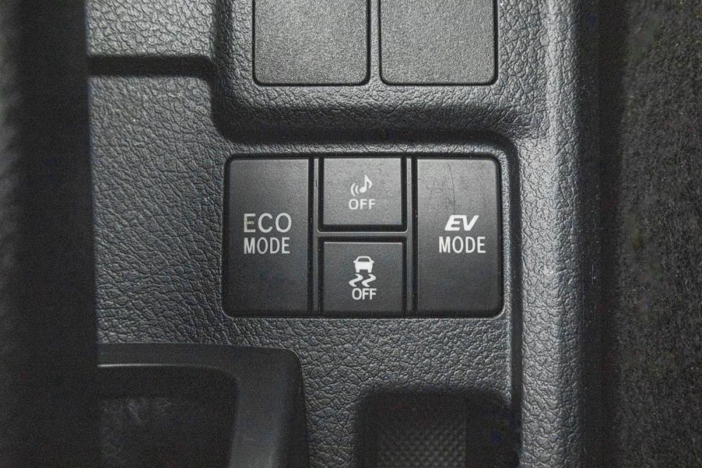 Toyota Corolla XI (E160 E170) Рестайлинг 2 Барнаул  - изображение 20