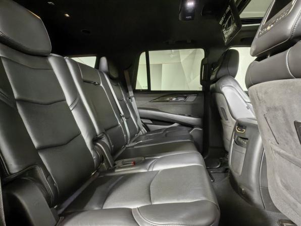 Cadillac Escalade IV с пробегом 2017 года, цена 4 760 000 рублей, 124107 км, внедорожник, Автокод Объявления