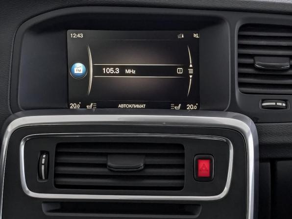 Volvo S60 II Рестайлинг с пробегом 2017 года, цена 2 150 000 рублей, 53376 км, седан, Автокод Объявления