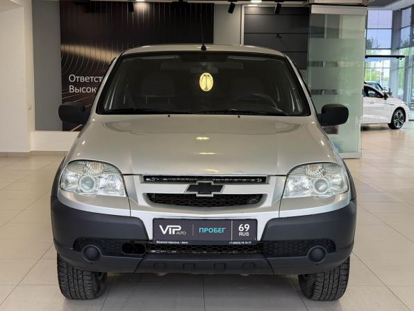 Chevrolet Niva I Рестайлинг с пробегом 2010 года, цена 437 000 рублей, 118146 км, внедорожник, Автокод Объявления