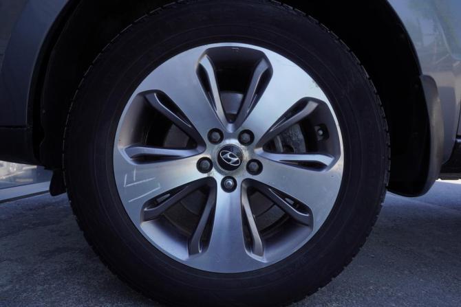 Hyundai Santa Fe II Рестайлинг с пробегом 2012 года, цена 1 245 000 рублей, 307371 км, внедорожник, Автокод Объявления