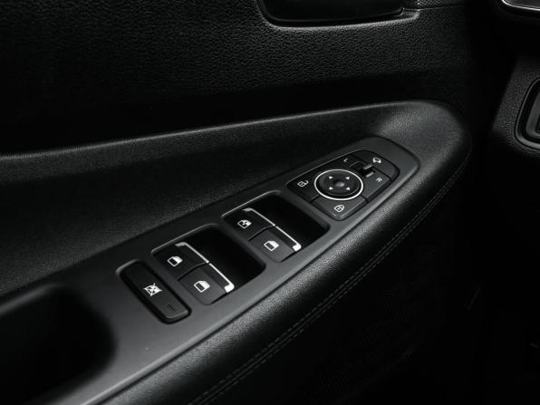 Hyundai Santa Fe IV с пробегом 2019 года, цена 3 159 000 рублей, 65984 км, внедорожник, Автокод Объявления