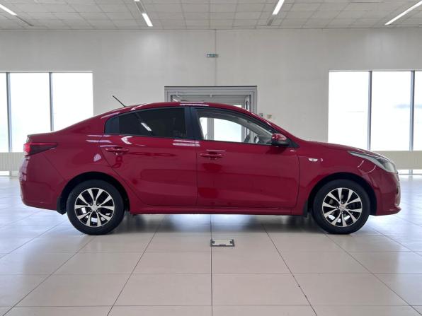 Kia Rio IV с пробегом 2017 года, цена 1 390 000 рублей, 55000 км, седан, Автокод Объявления