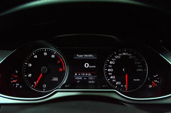 Audi A4 IV (B8) Рестайлинг с пробегом 2012 года, цена 1 220 000 рублей, 142300 км, седан, Автокод Объявления