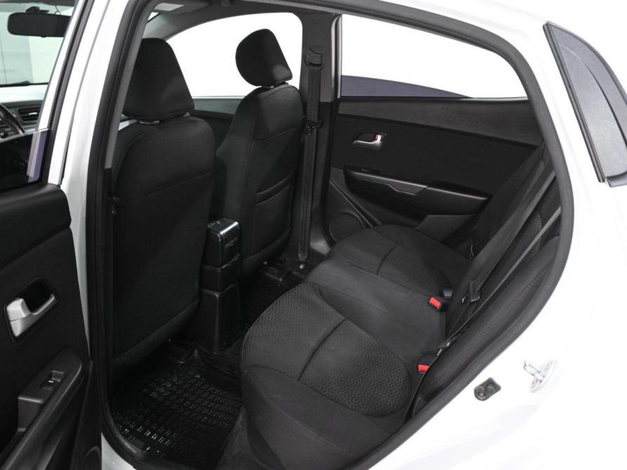 Kia Rio III Рестайлинг Ростов-на-Дону  - изображение 11