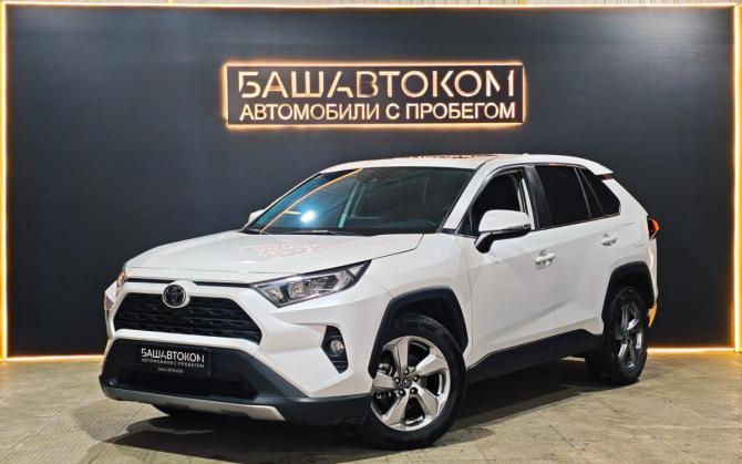Toyota RAV4 V (XA50) с пробегом 2022 года, цена 3 450 000 рублей, 47231 км, внедорожник, Автокод Объявления