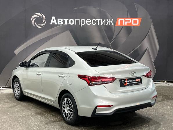 Hyundai Solaris II с пробегом 2019 года, цена 1 445 000 рублей, 70600 км, седан, Автокод Объявления