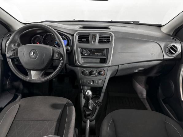 Renault Sandero II с пробегом 2018 года, цена 1 100 000 рублей, 49000 км, хэтчбек, Автокод Объявления