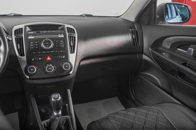 Kia Ceed I Рестайлинг с пробегом 2010 года, цена 869 000 рублей, 165000 км, хэтчбек, Автокод Объявления