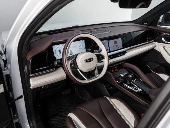 Geely Monjaro I с пробегом 2024 года, цена 3 650 000 рублей, 25639 км, внедорожник, Автокод Объявления