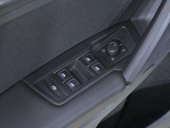 Volkswagen Tiguan II Рестайлинг с пробегом 2021 года, цена 2 720 000 рублей, 69800 км, внедорожник, Автокод Объявления
