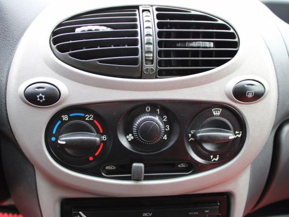 Lada (ВАЗ) Kalina I с пробегом 2010 года, цена 220 000 рублей, 159081 км, хэтчбек, Автокод Объявления
