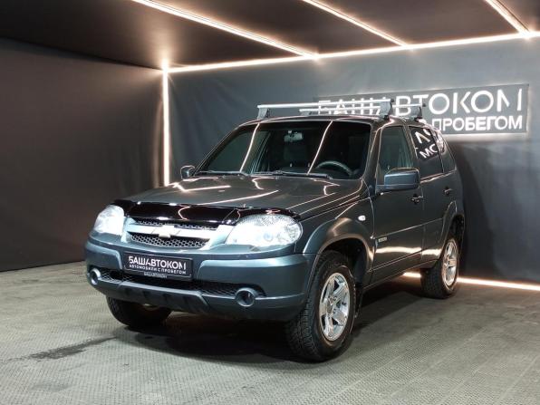 Chevrolet Niva I Рестайлинг с пробегом 2017 года, цена 635 000 рублей, 155855 км, внедорожник, Автокод Объявления