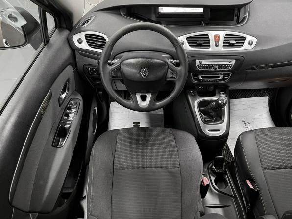Renault Scenic III с пробегом 2010 года, цена 795 000 рублей, 206829 км, компактвэн, Автокод Объявления