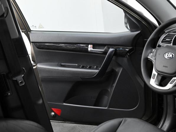 Kia Sorento II Рестайлинг с пробегом 2012 года, цена 1 499 000 рублей, 116000 км, внедорожник, Автокод Объявления