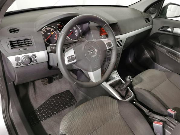 Opel Astra H Рестайлинг с пробегом 2014 года, цена 945 000 рублей, 59732 км, хэтчбек, Автокод Объявления