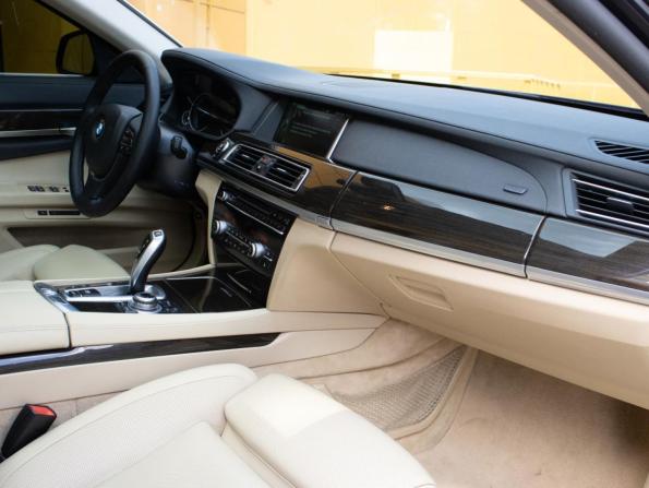 BMW 7 серии V (F01/F02/F04) Рестайлинг с пробегом 2012 года, цена 1 890 000 рублей, 212675 км, седан, Автокод Объявления