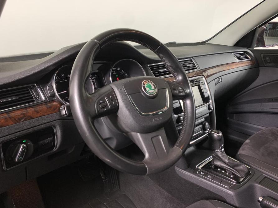 Skoda Superb II Москва  - изображение 11