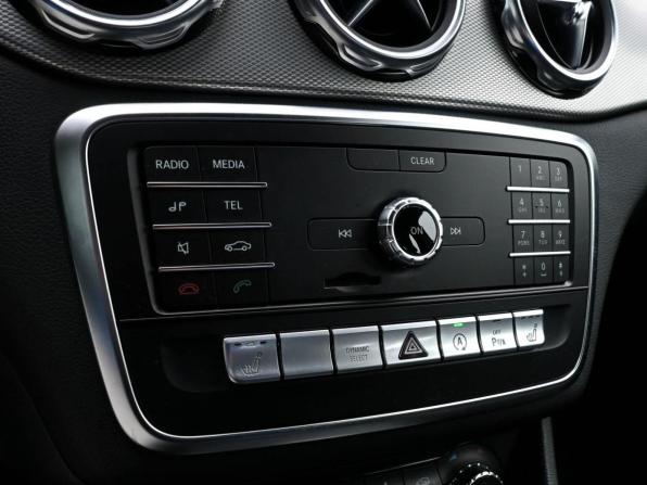 Mercedes-Benz GLA I (X156) Рестайлинг с пробегом 2019 года, цена 2 450 000 рублей, 47180 км, внедорожник, Автокод Объявления