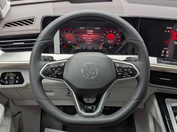 Новый Volkswagen Tavendor I 2026 года, цена 5 799 000 рублей, внедорожник, Автокод Объявления