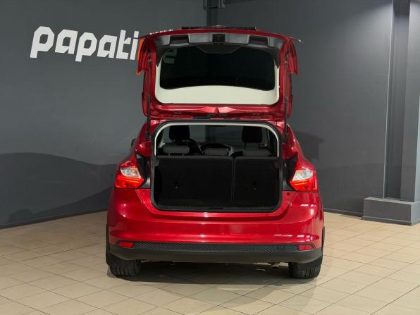 Ford Focus III с пробегом 2012 года, цена 749 000 рублей, 140113 км, хэтчбек, Автокод Объявления