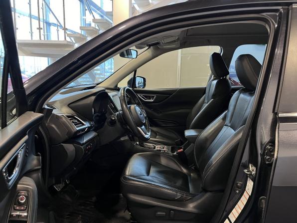 Subaru Forester V с пробегом 2018 года, цена 3 250 000 рублей, 101999 км, внедорожник, Автокод Объявления