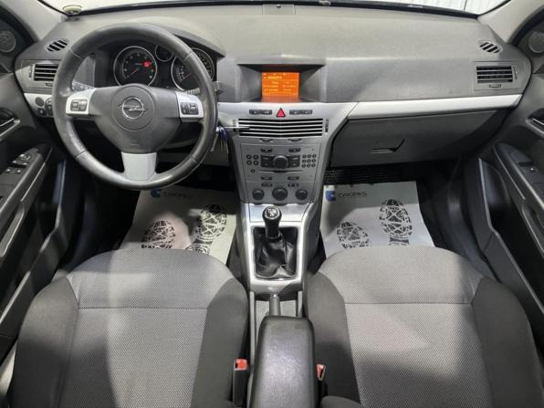 Opel Astra H Рестайлинг с пробегом 2011 года, цена 435 000 рублей, 300039 км, седан, Автокод Объявления