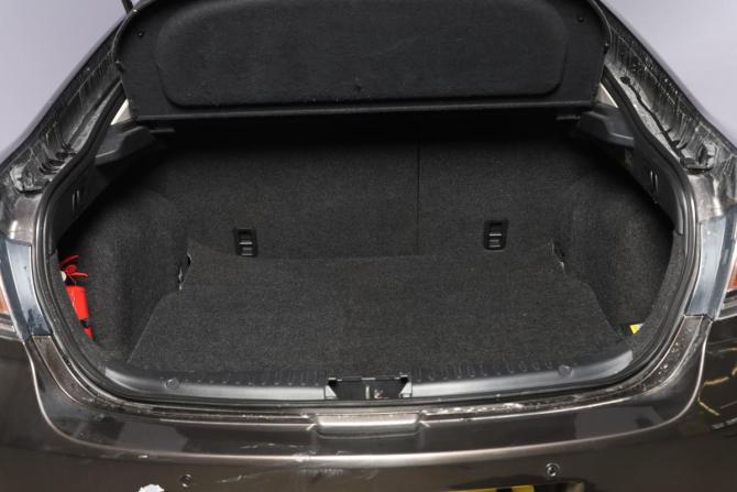 Mazda 6 II (GH) Рестайлинг с пробегом 2011 года, цена 1 349 000 рублей, 92000 км, лифтбек, Автокод Объявления