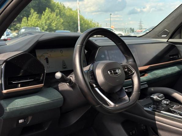 Geely Monjaro I с пробегом 2023 года, цена 2 580 000 рублей, 160907 км, внедорожник, Автокод Объявления