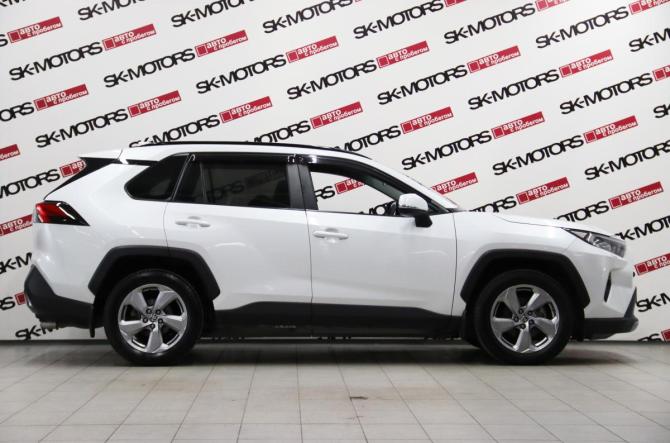 Toyota RAV4 V (XA50) с пробегом 2019 года, цена 2 795 950 рублей, 107901 км, внедорожник, Автокод Объявления