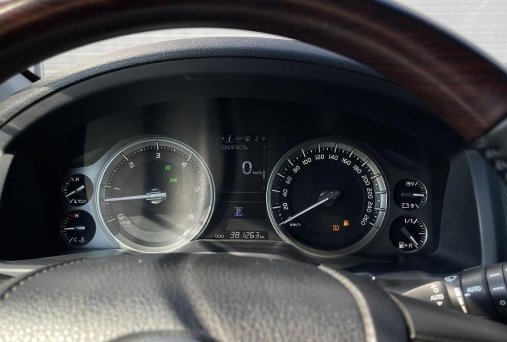 Toyota Land Cruiser 200 Series Рестайлинг 2 Красноярск  - изображение 19