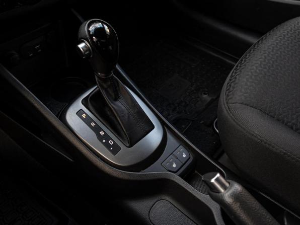 Kia Rio III Рестайлинг с пробегом 2016 года, цена 1 060 000 рублей, 159027 км, седан, Автокод Объявления