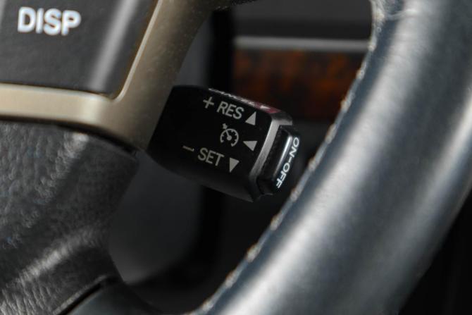 Toyota Land Cruiser 200 Series с пробегом 2010 года, цена 3 159 000 рублей, 274000 км, внедорожник, Автокод Объявления