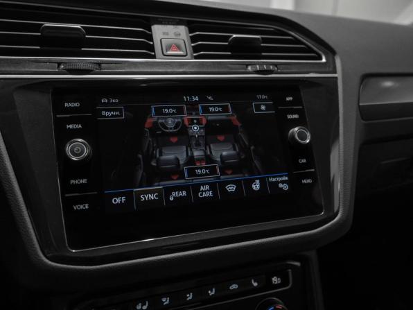 Volkswagen Tiguan II с пробегом 2019 года, цена 2 470 000 рублей, 66795 км, внедорожник, Автокод Объявления