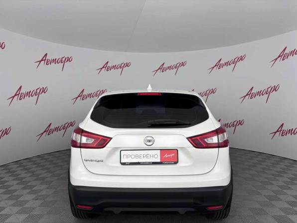 Nissan Qashqai II с пробегом 2018 года, цена 1 829 000 рублей, 98653 км, внедорожник, Автокод Объявления