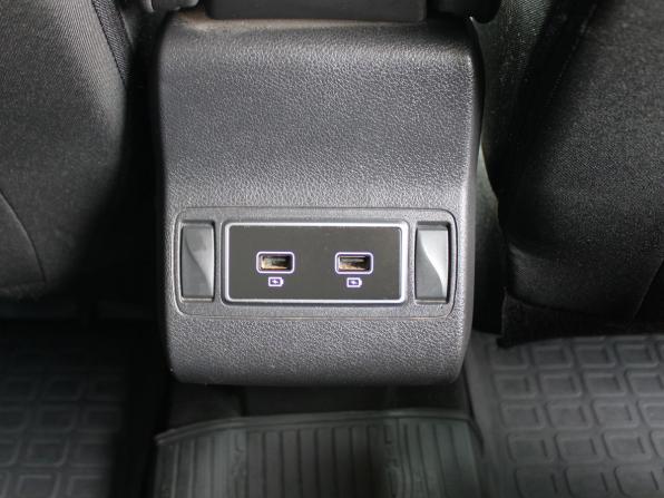 Renault Kaptur I Рестайлинг с пробегом 2021 года, цена 1 549 000 рублей, 91939 км, внедорожник, Автокод Объявления
