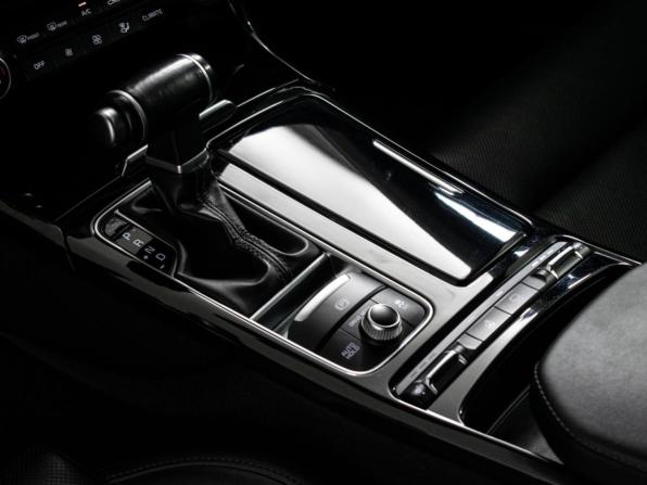Kia Stinger I с пробегом 2019 года, цена 2 540 000 рублей, 104000 км, лифтбек, Автокод Объявления