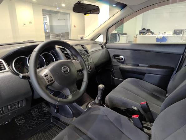 Nissan Tiida I Рестайлинг с пробегом 2010 года, цена 655 000 рублей, 110301 км, хэтчбек, Автокод Объявления